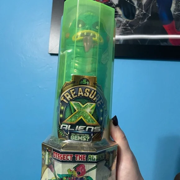 BRAND NEW TREASURE X ALIENS SLIME DISSECTING KIT - Picture 11 of 11